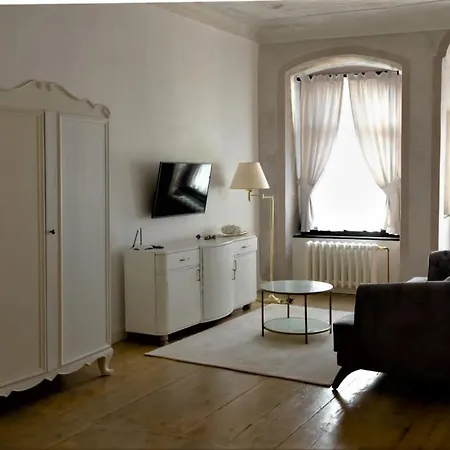 Apartments 1620Yr Трнава Екстер'єр фото